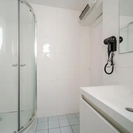 Apartamento Chaleureux A Voltaire - Iv París