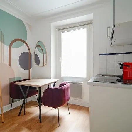 Chaleureux A Voltaire - Iv Apartament *